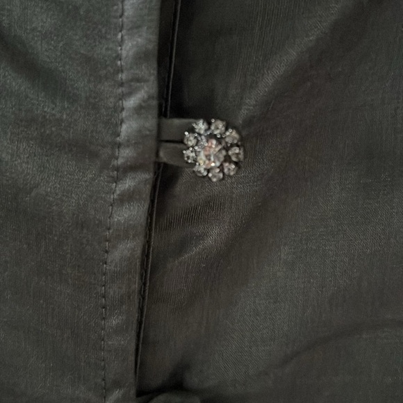 Steve Madden short sleeve gray blouse with decorative button up back. - Picture 3 of 7